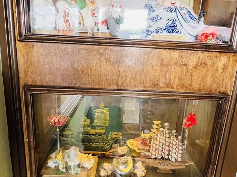 Pine Tree Garden Chinese interior